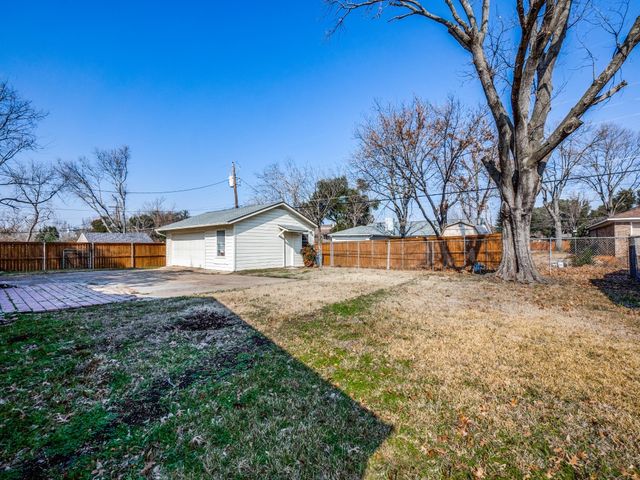 8619 Banff Drive, Dallas, TX 75243