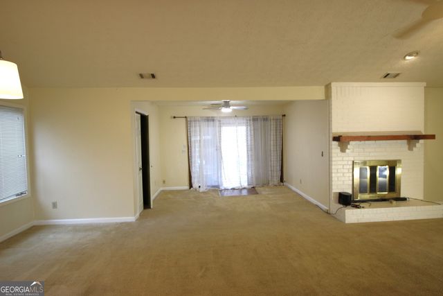 1517 Stoneleigh Way, Stone Mountain, GA 30088