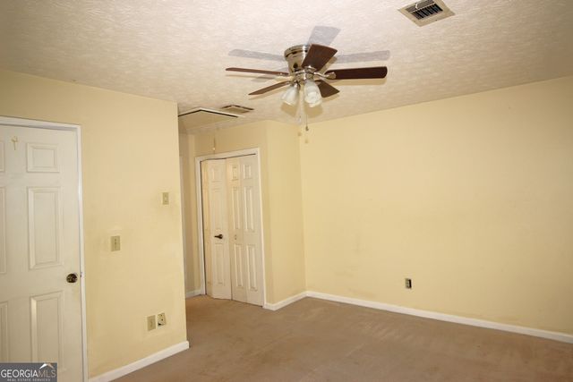 1517 Stoneleigh Way, Stone Mountain, GA 30088