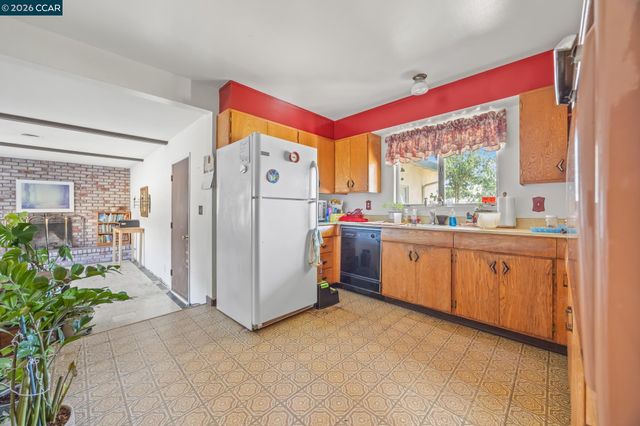 41868 Gifford Street, Fremont, CA 94538