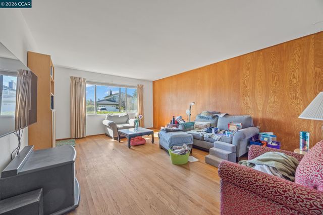 41868 Gifford Street, Fremont, CA 94538