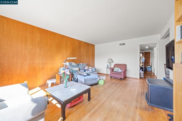 41868 Gifford Street, Fremont, CA 94538