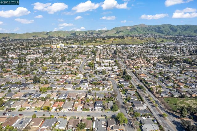 41868 Gifford Street, Fremont, CA 94538