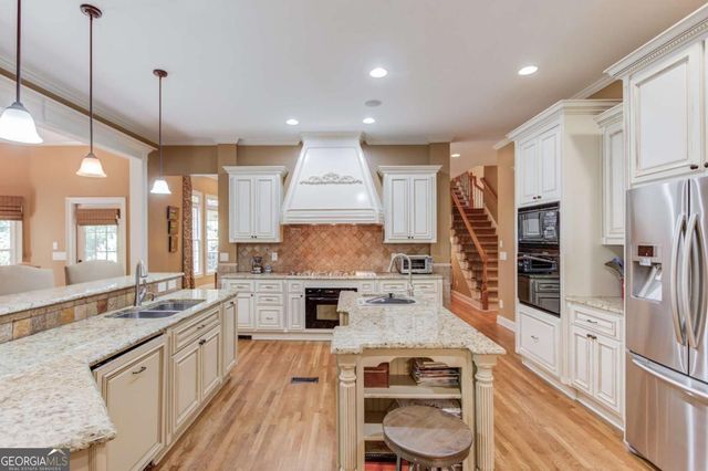 2450 Shumard Oak Drive, Braselton, GA 30517