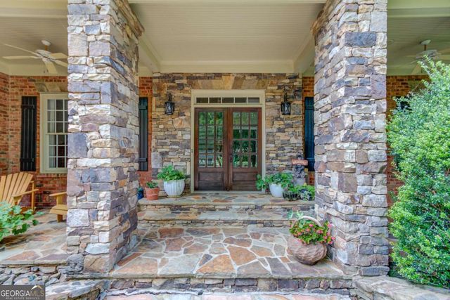 2450 Shumard Oak Drive, Braselton, GA 30517