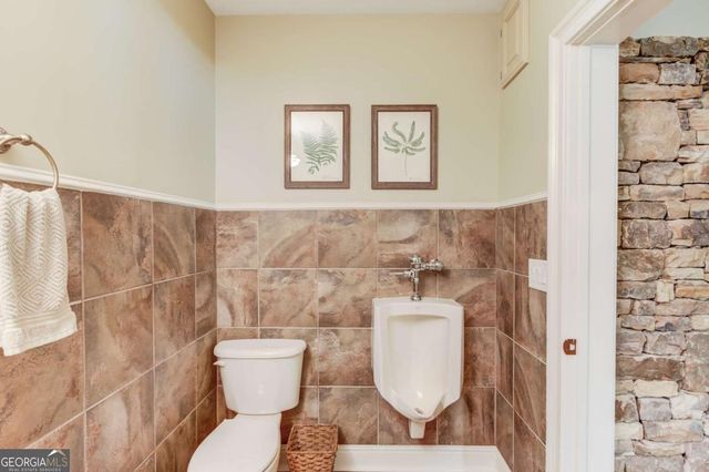 2450 Shumard Oak Drive, Braselton, GA 30517