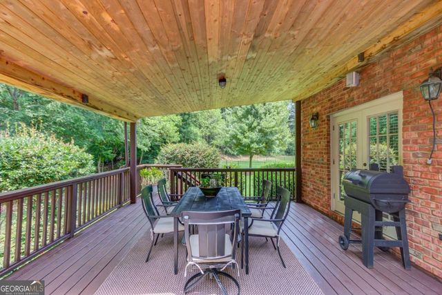 2450 Shumard Oak Drive, Braselton, GA 30517