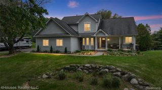 10136 Cedar Knoll Court, Independence Charter Township, MI 48348