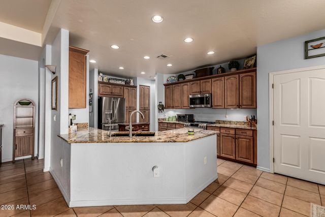 2730 E AZALEA Court, Gilbert, AZ 85298
