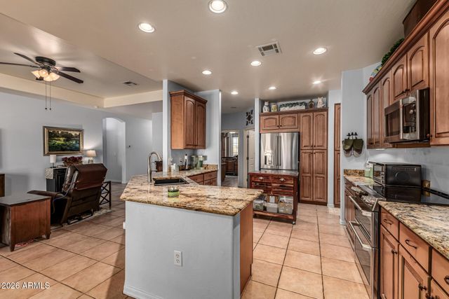 2730 E AZALEA Court, Gilbert, AZ 85298