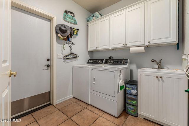 2730 E AZALEA Court, Gilbert, AZ 85298