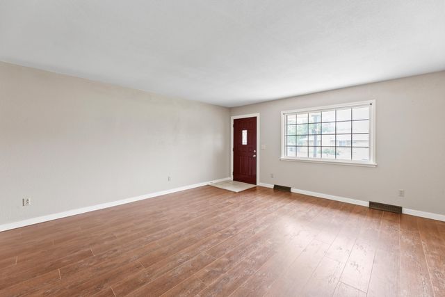 3150 S Elpyco St., Wichita, KS 67207