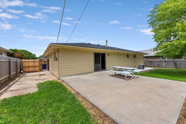 3150 S Elpyco St., Wichita, KS 67207