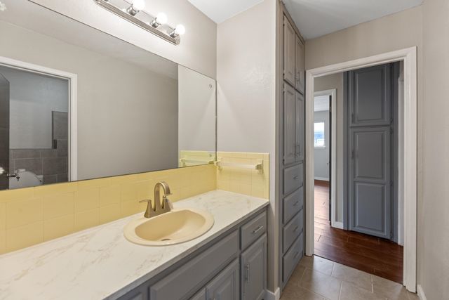 3150 S Elpyco St., Wichita, KS 67207