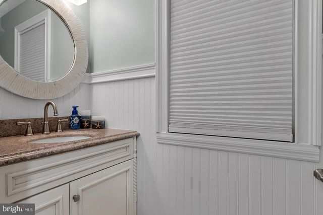 139 JEREMY LN, Manahawkin, NJ 08050
