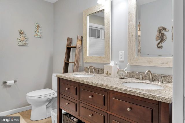 139 JEREMY LN, Manahawkin, NJ 08050