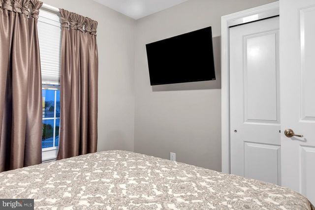 139 JEREMY LN, Manahawkin, NJ 08050