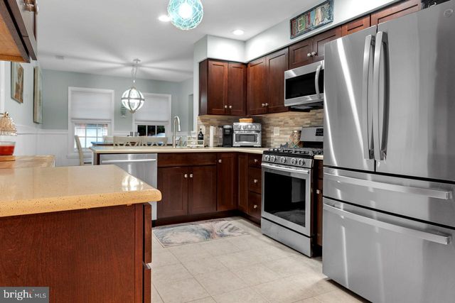 139 JEREMY LN, Manahawkin, NJ 08050