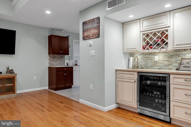 139 JEREMY LN, Manahawkin, NJ 08050