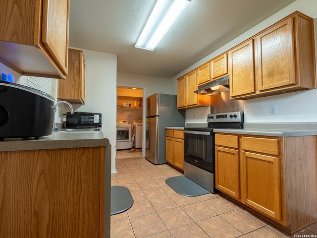 9615 Mustang Farm, San Antonio, TX 78254