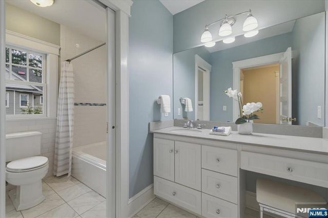 157 Melrose Place, Ridgewood, NJ 07450