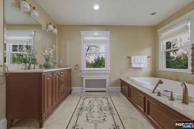 157 Melrose Place, Ridgewood, NJ 07450