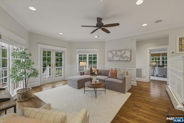 157 Melrose Place, Ridgewood, NJ 07450