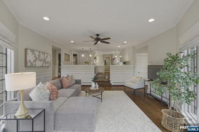 157 Melrose Place, Ridgewood, NJ 07450