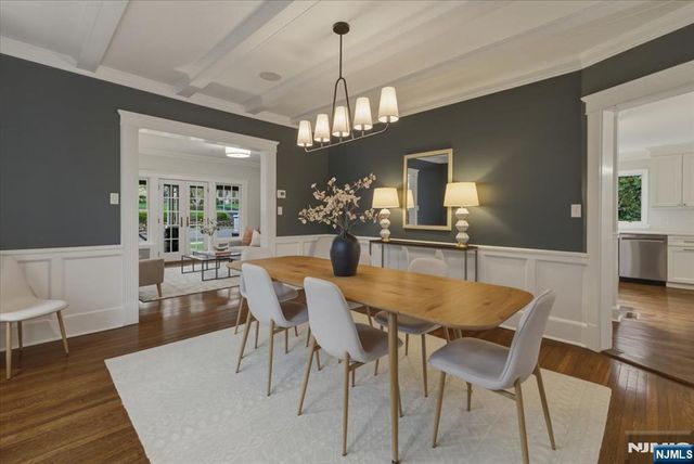 157 Melrose Place, Ridgewood, NJ 07450
