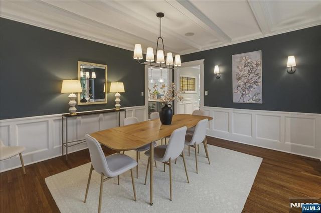 157 Melrose Place, Ridgewood, NJ 07450