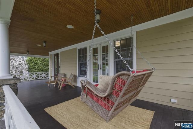 157 Melrose Place, Ridgewood, NJ 07450