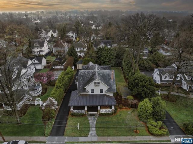 157 Melrose Place, Ridgewood, NJ 07450