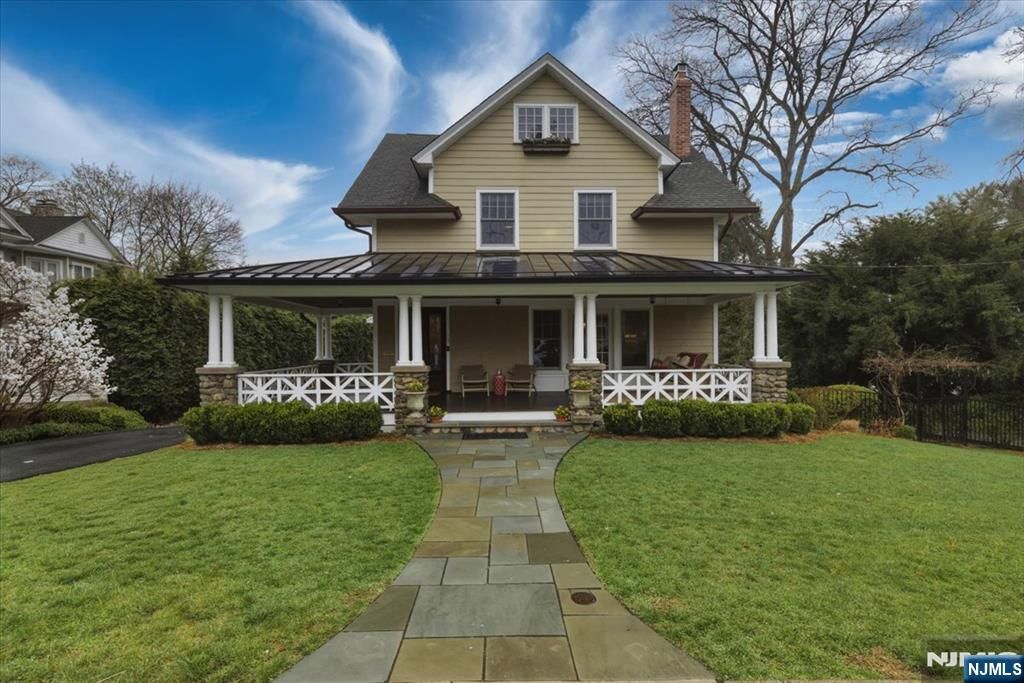 157 Melrose Place, Ridgewood, NJ 07450