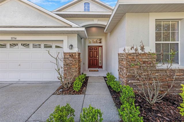 7754 STONELEIGH DRIVE, Land O Lakes, FL 34637