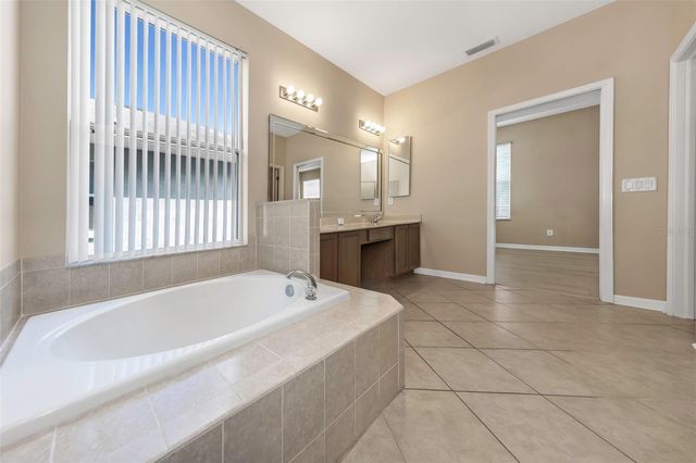 7754 STONELEIGH DRIVE, Land O Lakes, FL 34637