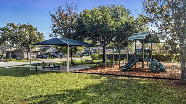 7754 STONELEIGH DRIVE, Land O Lakes, FL 34637