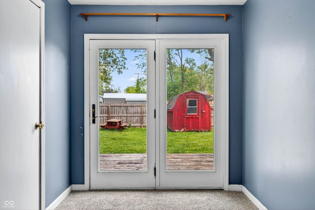 420 N Jackson Park Drive, Seymour, IN 47274