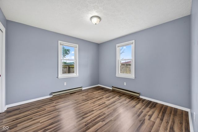 420 N Jackson Park Drive, Seymour, IN 47274