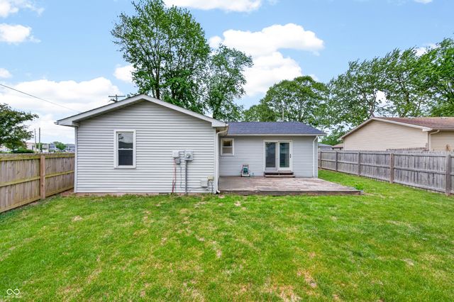 420 N Jackson Park Drive, Seymour, IN 47274