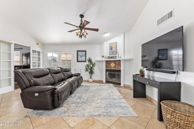 3861 E SALINAS Street, Phoenix, AZ 85044