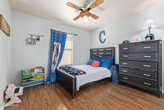 3861 E SALINAS Street, Phoenix, AZ 85044