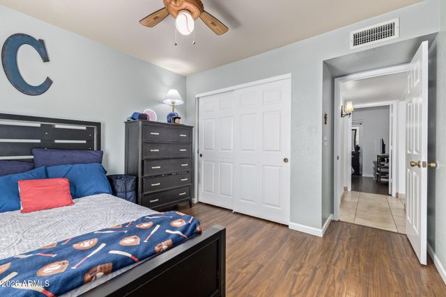 3861 E SALINAS Street, Phoenix, AZ 85044