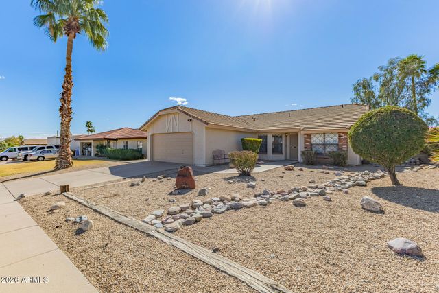 3861 E SALINAS Street, Phoenix, AZ 85044