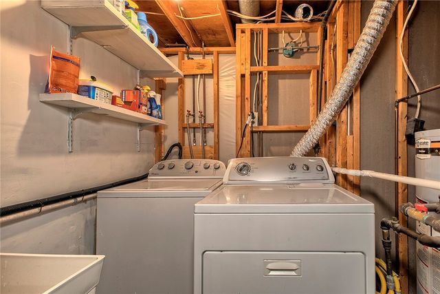 65 W Glennis Drive, Hempfield Twp, PA 15601