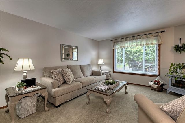 65 W Glennis Drive, Hempfield Twp, PA 15601