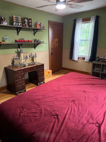 300 Brady Street, Chesaning, MI 48616