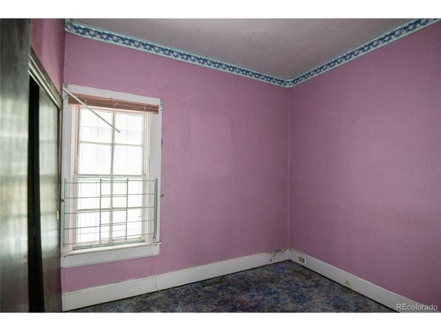 3230 Vallejo St, Denver, CO 80211