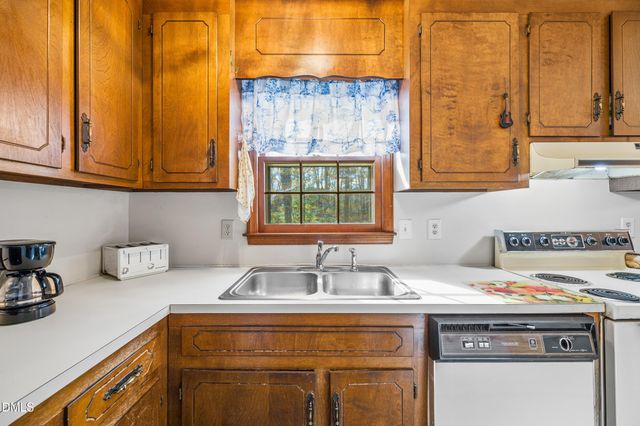 900 Cricket Knoll Road, Fuquay Varina, NC 27526