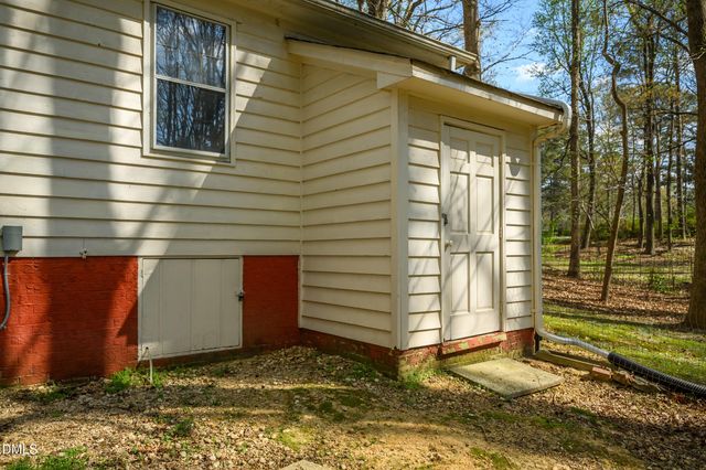 900 Cricket Knoll Road, Fuquay Varina, NC 27526