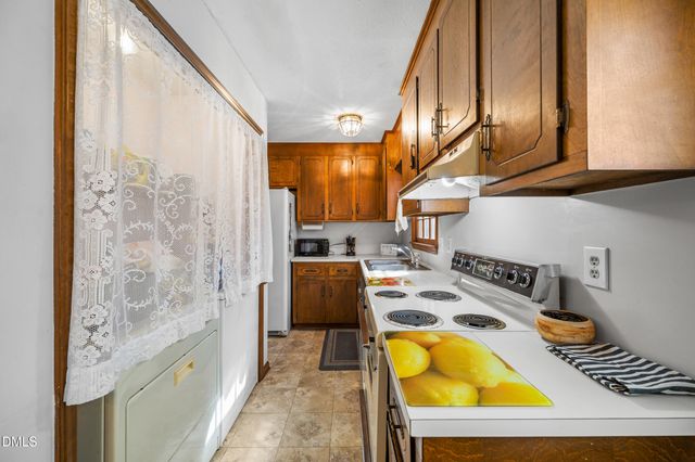 900 Cricket Knoll Road, Fuquay Varina, NC 27526